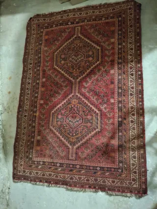 Alfombra de lana tejida a mano