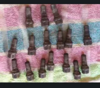 16 tornillos ruedas Citroen Xara berlina.normaled