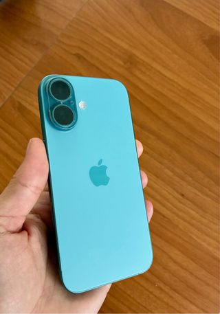 iPhone 16 Verde Fattura Garanzia fino Gen 2027