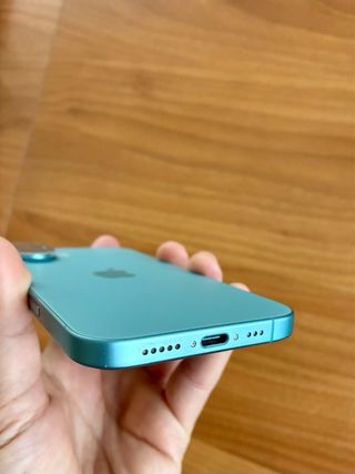 iPhone 16 Verde Fattura Garanzia fino Gen 2027