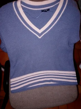 Jersey Kabi azul con rayas blancas