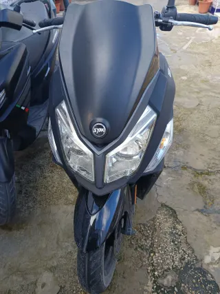 Moto SYM Yet 50cc Negra