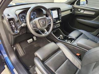 Volvo XC40 RDSIGN AUTO T3 163 CV