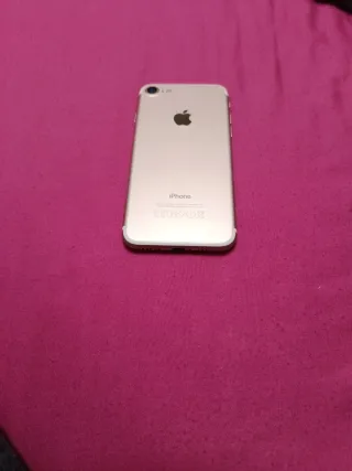 iPhone 7 Blanco y Dorado