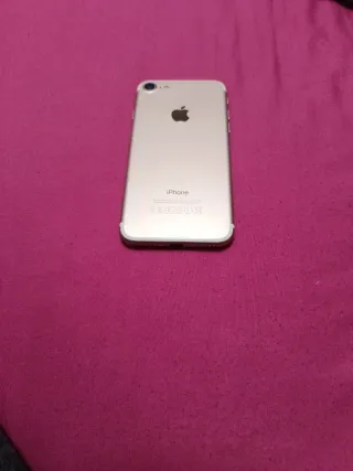 iPhone 7 Blanco y Dorado