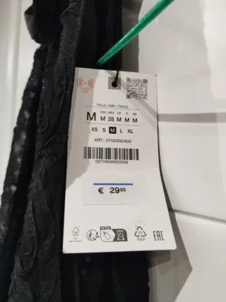 Top asimétrico Zara negro