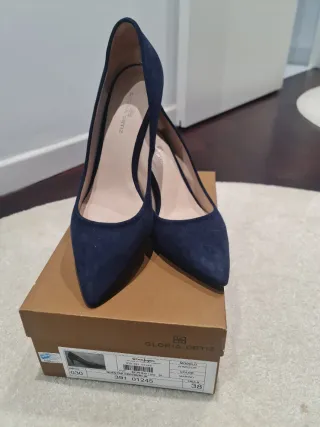 Zapatos tacón Gloria Ortiz ante azul T.38