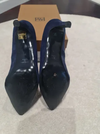 Zapatos tacón Gloria Ortiz ante azul T.38