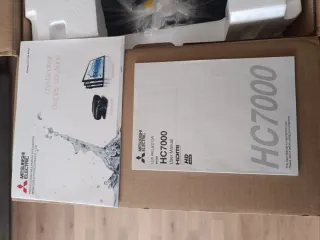 Proyector Mitsubishi Negro