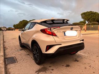 Toyota CHR PERFECTO ESTADO