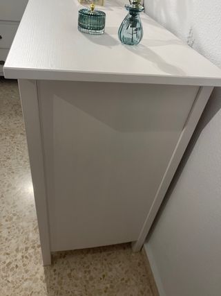 Cómoda blanca Ikea 3 meses de uso