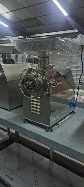 Picadora de carne profesional nueva