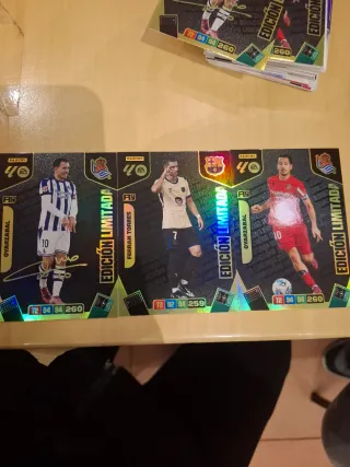 2 Ediciones Limitadas y 1 Firmada Panini