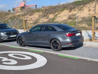Audi A3 1.8 TFSI Quattro S-tronic S-line Sedán