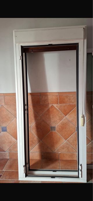 Ventana corredera de aluminio blanca