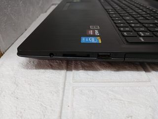 Portatil Lenovo G50-70 (1803)