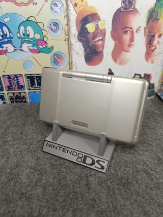 Supporto stand espositore Nintendo DS