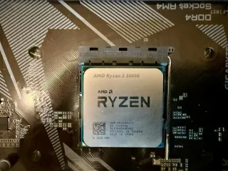 Pack Ryzen 5 5600G + 16GB Kingston Fury + B550M K