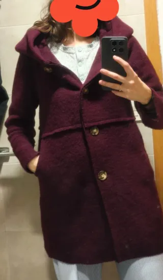 Abrigo lana color vino