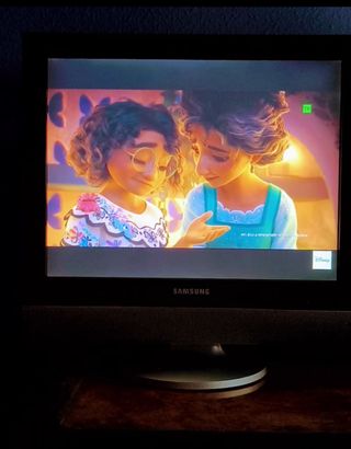 TV Samsung 20" con Mando Original