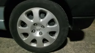 5 Ruedas partner o berlingo 185/65 R15 con 4 tapac