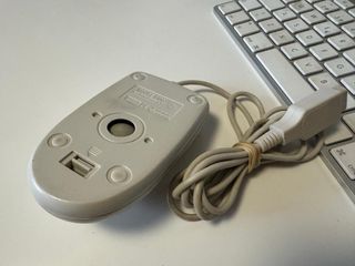 Ratón Media Magic antiguo de bola