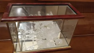 Figura de cristal decorativa