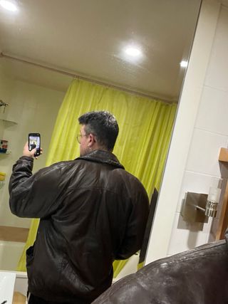 Lote 3 chaquetas, fouton, cuero y piel.