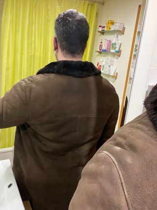 Lote 3 chaquetas, fouton, cuero y piel.