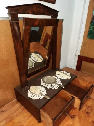 Espejo tocador muy antiguo madera se gira