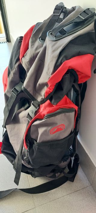 Mochila Trekking Grande Campismo Caminhada