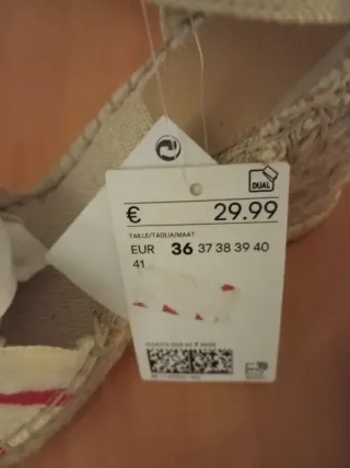 Alpargatas cuña rayas beige y rojo T.36