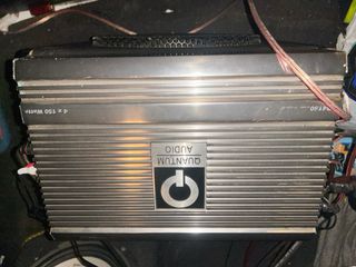 Subwoofer JBL con Amplificador Quantum Audio