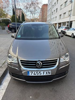 Volkswagen Touran DSG Etiqueta ECO telefono