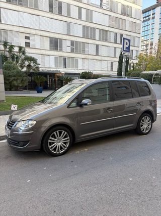 Volkswagen Touran DSG Etiqueta ECO telefono