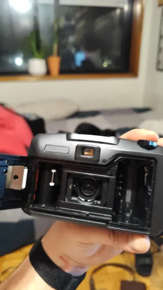 Máquina Fotográfica Pentax Espio 738