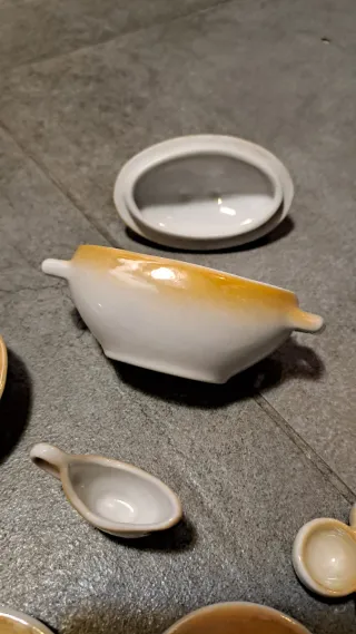 Juego de cerámica para muñecas