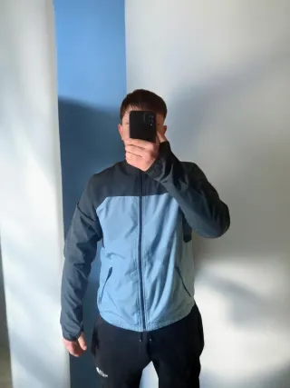 Giacca a vento Adidas uomo blu navy/ azzurro M