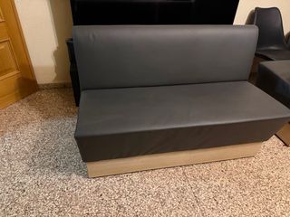2 Sofás ~ 2 plazas polipiel negro/gris