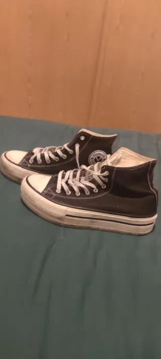 Victoria tipo Converse negras