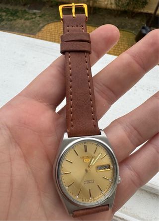 Reloj Seiko 5 Automático Vintage Esfera Dorada