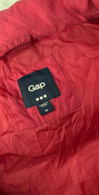 Chaleco acolchado Gap mujer rojo