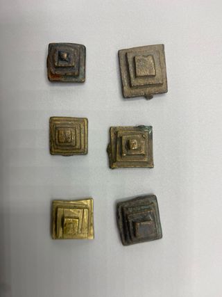 Lote 6 pesos oro Akan