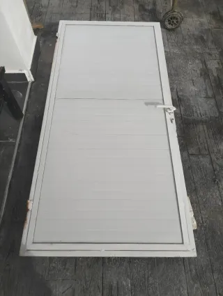 Puerta exterior chapa Sandwich