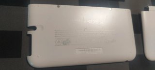 Custodia Nintendo 3DS XL Bianca + Batteria