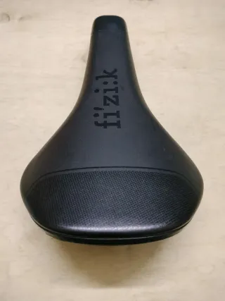 Sillín Fizik Taiga Negro