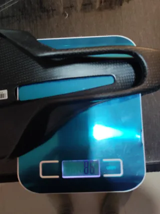 Sillín de carbono ultraligero  RYET 249*144 7*9 86