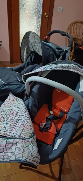 Silla de paseo, huevito y silla coche