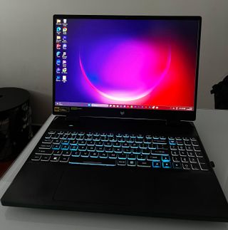 Acer Predator Helios Neo 16 PHN16-71