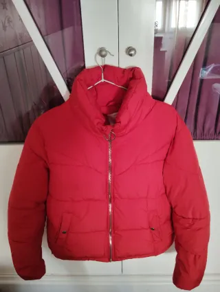 Chaquetón rojo acolchado